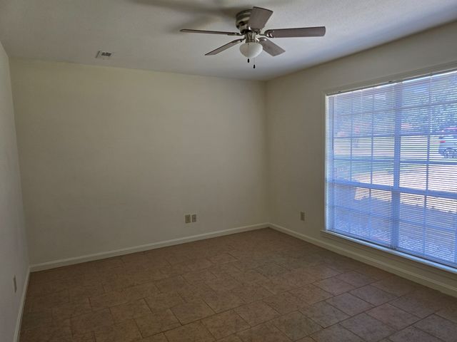 1 Pineway Drive, Daleville, AL 36322