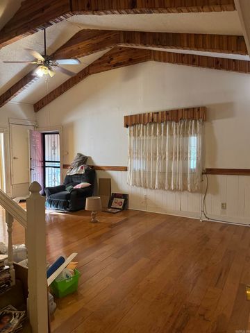 1303 S Bay Street, Pine Bluff, AR 71603