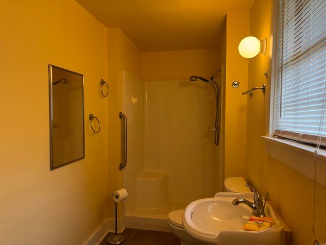 1303 S Bay Street, Pine Bluff, AR 71603