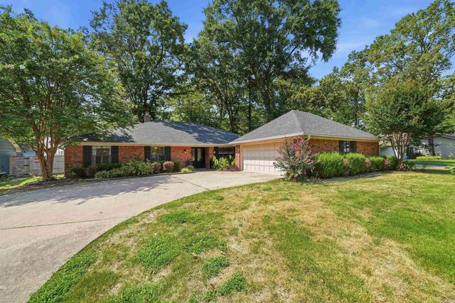 7 WOODBRIDGE Drive, Conway, AR 72034