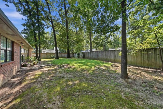 7 WOODBRIDGE Drive, Conway, AR 72034