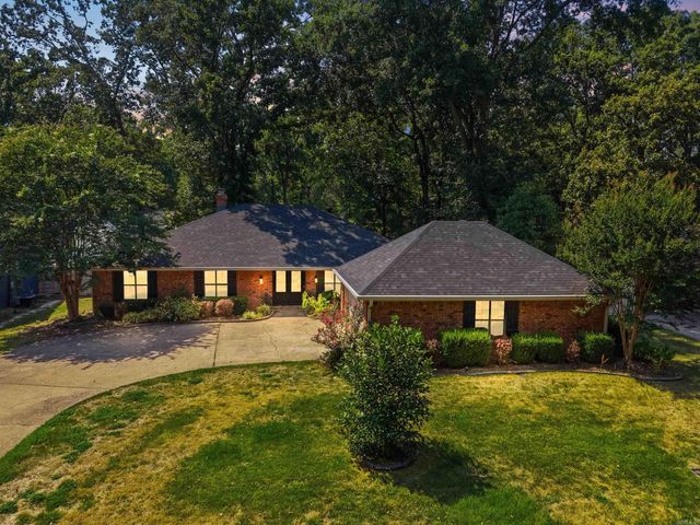 7 WOODBRIDGE Drive, Conway, AR 72034