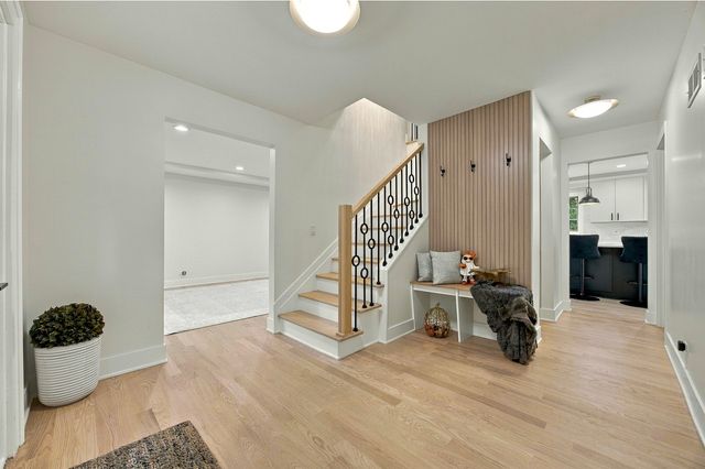 505 Bernie Court, Naperville, IL 60565