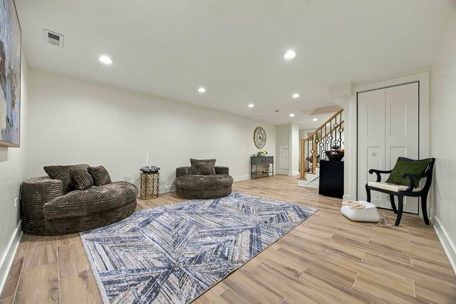 505 Bernie Court, Naperville, IL 60565