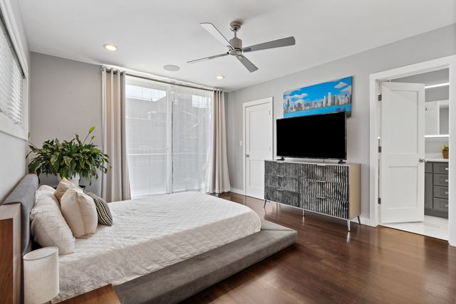 1461 W Grand Avenue 1, Chicago, IL 60642