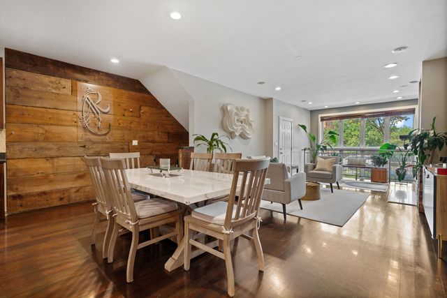 1461 W Grand Avenue 1, Chicago, IL 60642