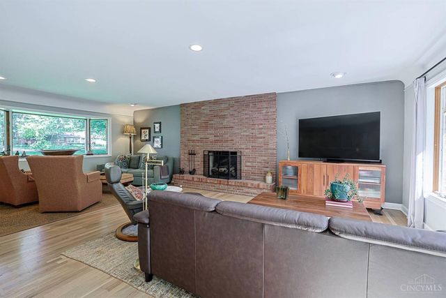 228 Poage Farm Road, Wyoming, OH 45215