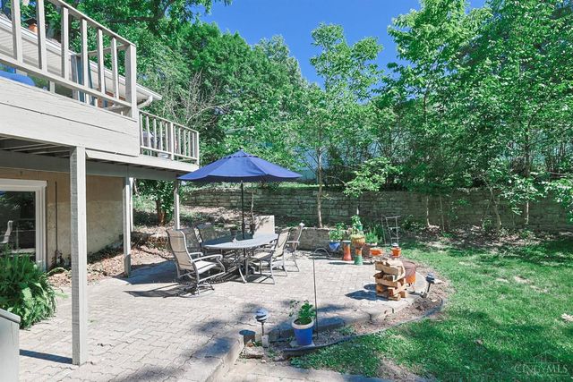 228 Poage Farm Road, Wyoming, OH 45215