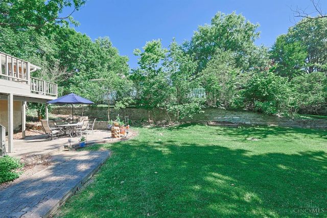 228 Poage Farm Road, Wyoming, OH 45215
