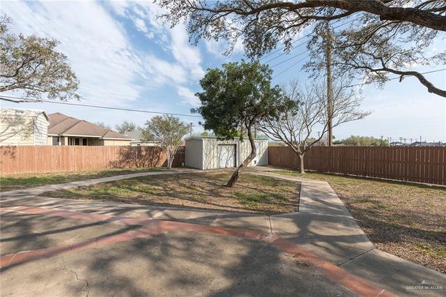 1520 Sevilla Boulevard, Edinburg, TX 78542