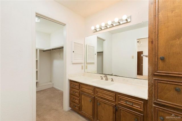 1520 Sevilla Boulevard, Edinburg, TX 78542