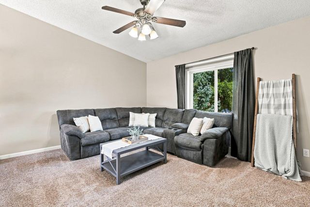 1467 Mallard Place, Waconia, MN 55387