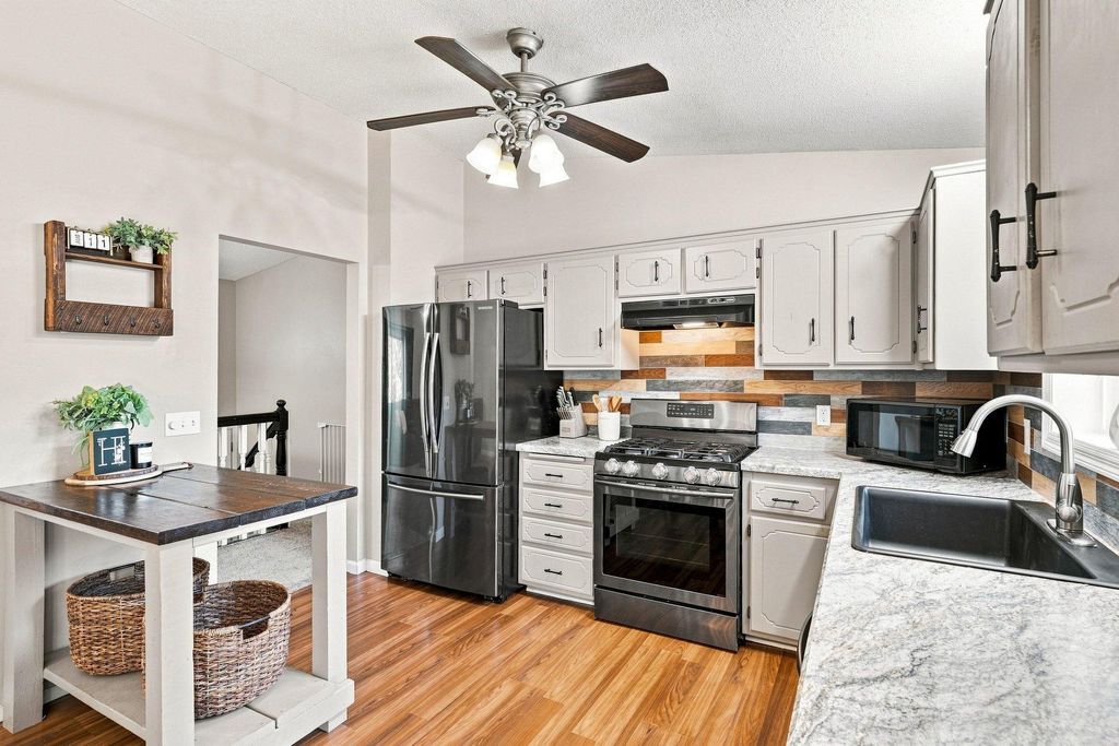 1467 Mallard Place, Waconia, MN 55387 — photo 3
