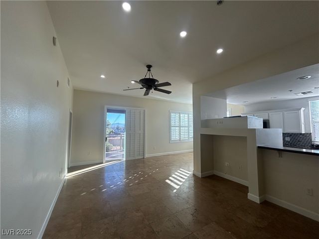 67 East Agate Avenue 203, Las Vegas, NV 89123