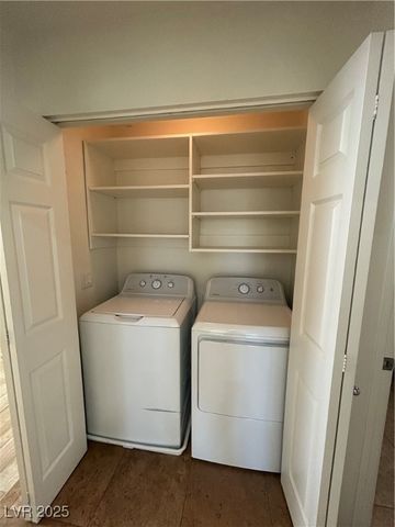 67 East Agate Avenue 203, Las Vegas, NV 89123