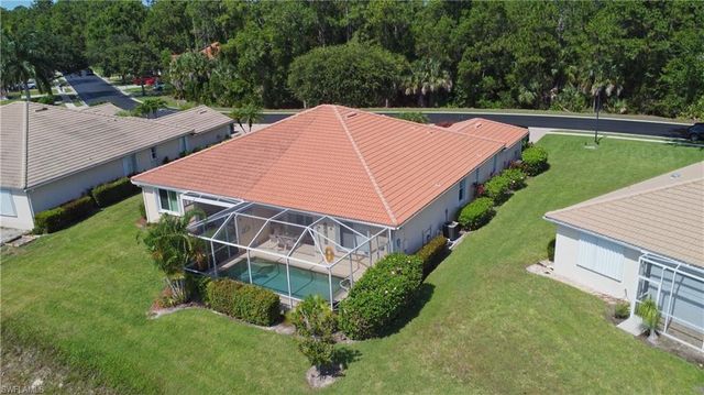 7755 Berkshire Pines DR, Naples, FL 34104
