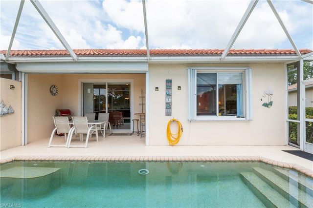 7755 Berkshire Pines DR, Naples, FL 34104