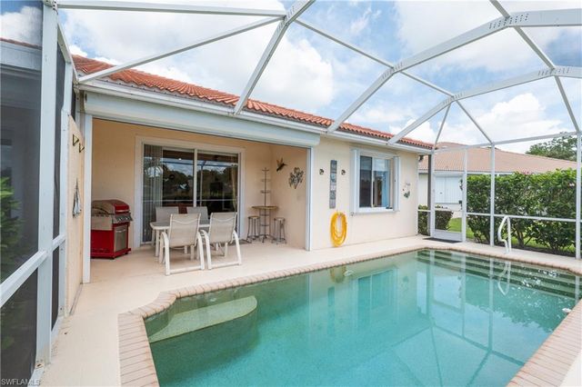 7755 Berkshire Pines DR, Naples, FL 34104