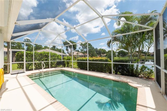 7755 Berkshire Pines DR, Naples, FL 34104