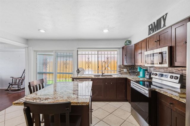 15722 Corsair Road, Houston, TX 77053