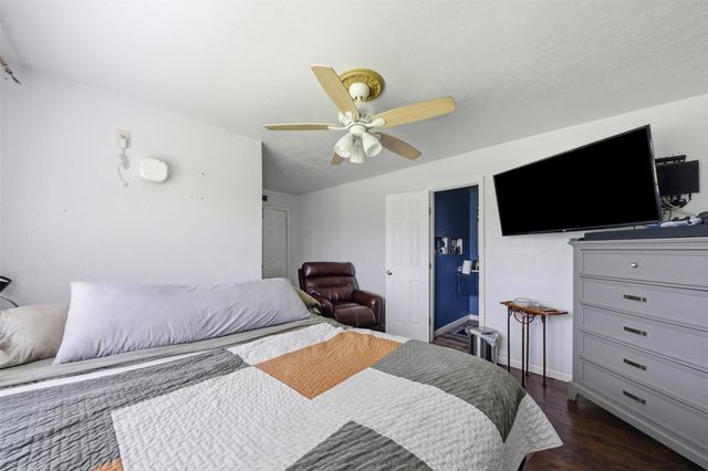 15722 Corsair Road, Houston, TX 77053