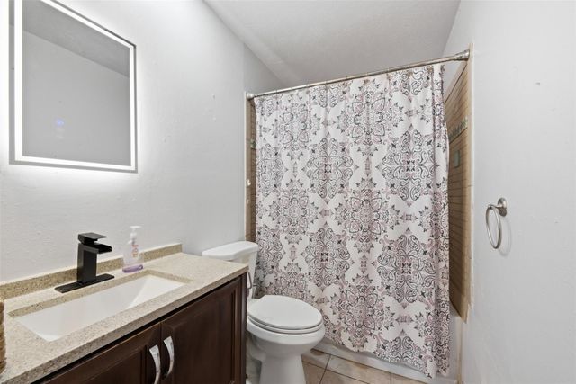 15722 Corsair Road, Houston, TX 77053