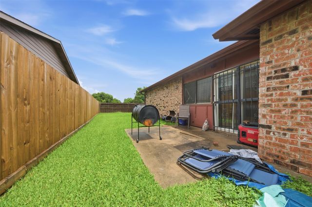 15722 Corsair Road, Houston, TX 77053