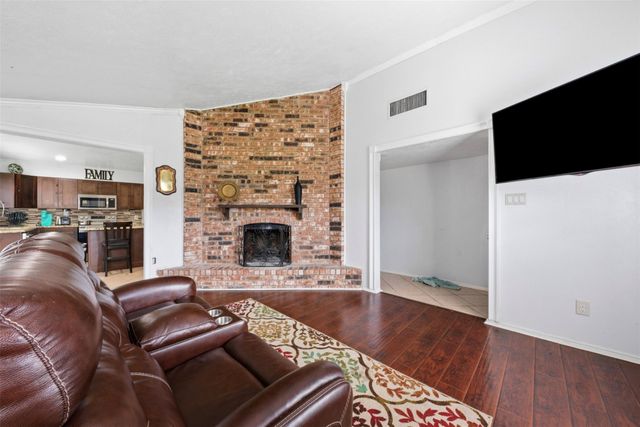 15722 Corsair Road, Houston, TX 77053