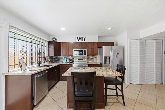 15722 Corsair Road, Houston, TX 77053