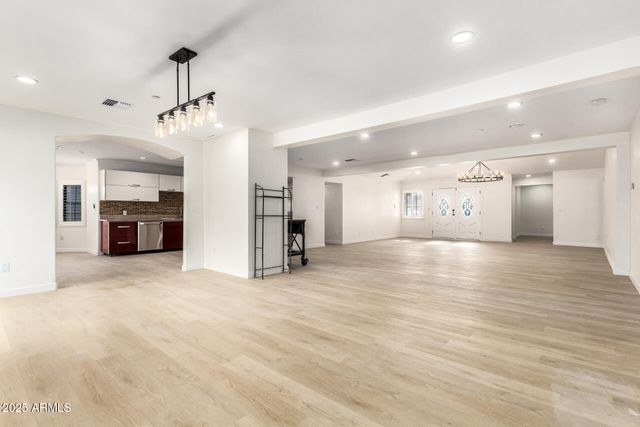 1606 W Keim Drive, Phoenix, AZ 85015