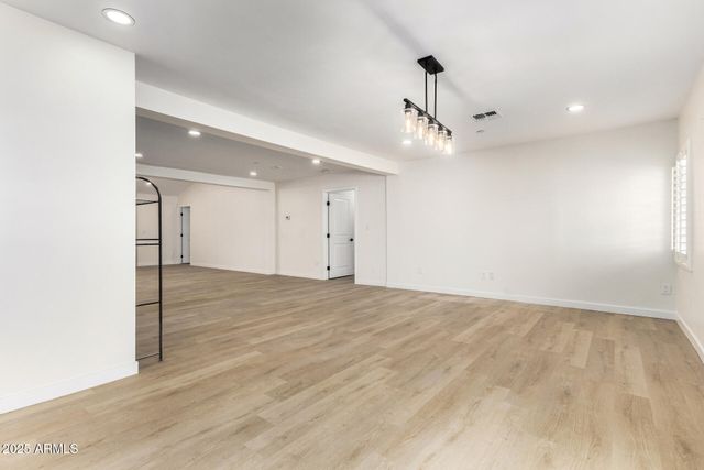 1606 W Keim Drive, Phoenix, AZ 85015