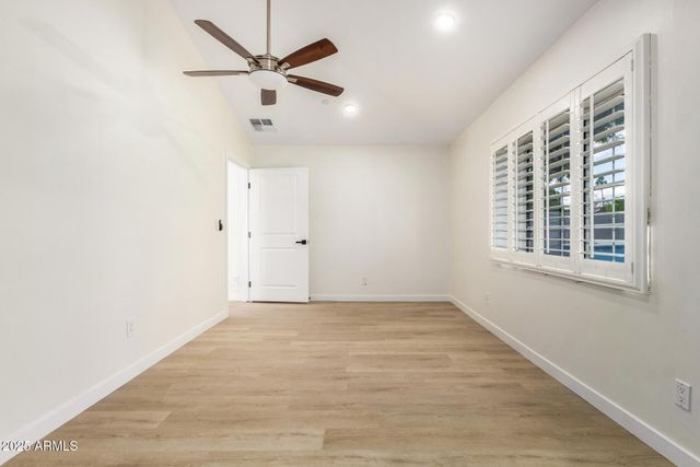 1606 W Keim Drive, Phoenix, AZ 85015