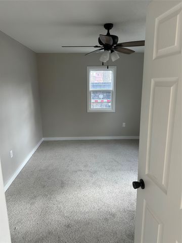 621 SE 9th Street, Des Moines, IA 50309