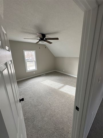 621 SE 9th Street, Des Moines, IA 50309