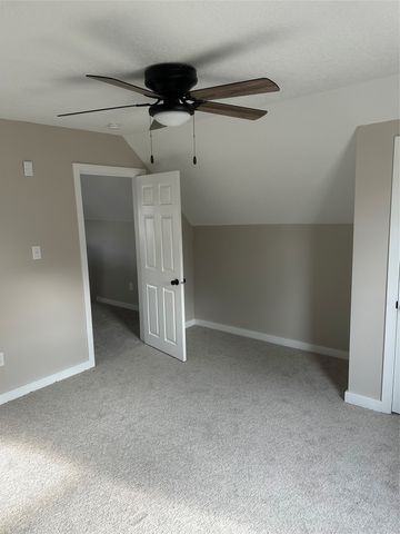 621 SE 9th Street, Des Moines, IA 50309