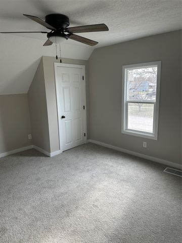 621 SE 9th Street, Des Moines, IA 50309