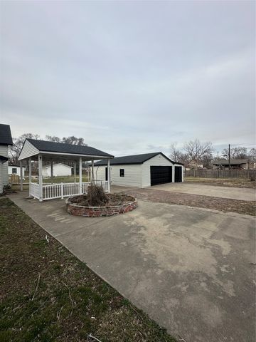 621 SE 9th Street, Des Moines, IA 50309