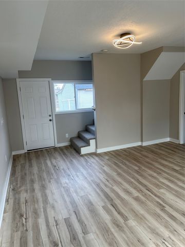 621 SE 9th Street, Des Moines, IA 50309