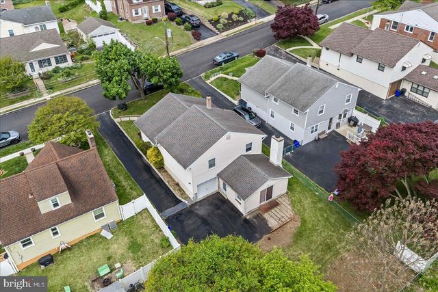 327 ASHLAND AVE, Secane, PA 19018
