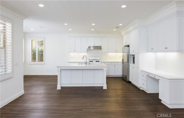 37 Larkfield, Irvine, CA 92620