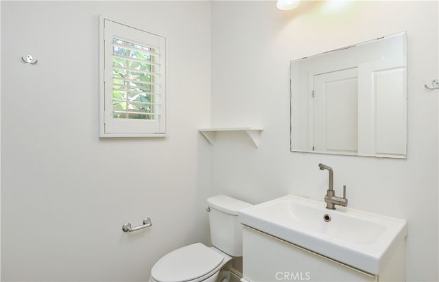 37 Larkfield, Irvine, CA 92620