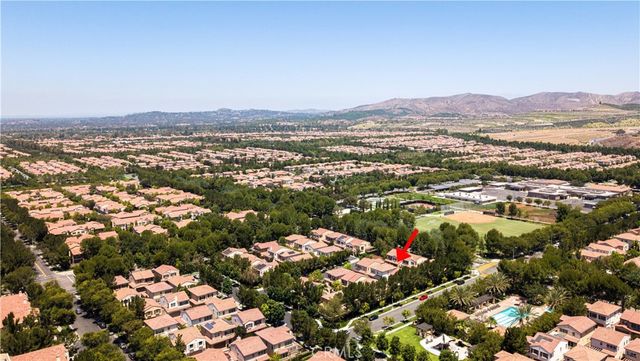 37 Larkfield, Irvine, CA 92620