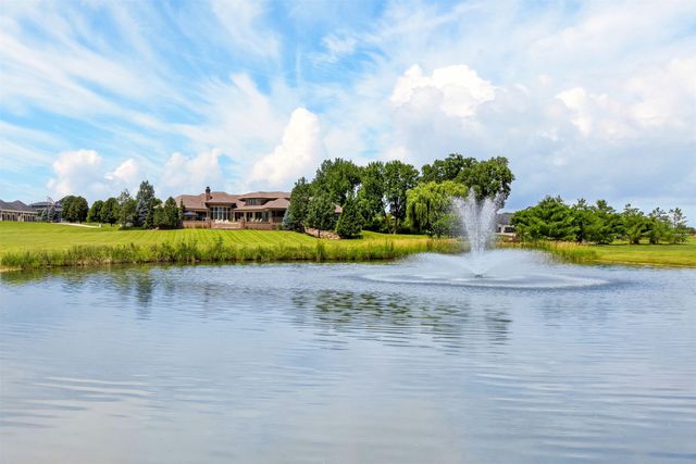 7308 NW 86th Street, Johnston, IA 50131