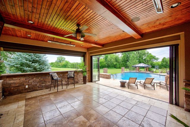7308 NW 86th Street, Johnston, IA 50131