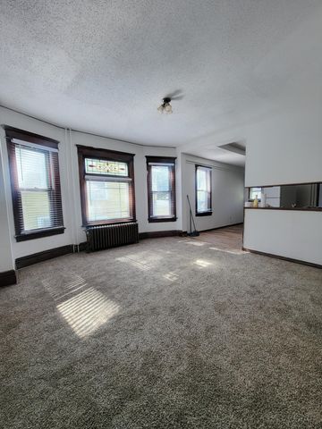 1039 Edgerton Street, Saint Paul, MN 55130