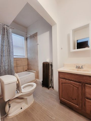 1039 Edgerton Street, Saint Paul, MN 55130