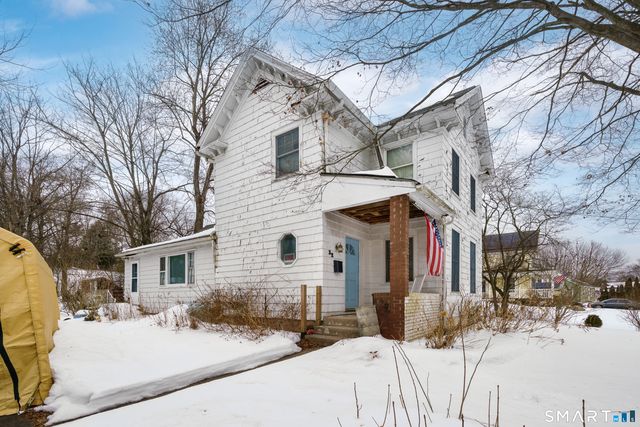 32 Lincoln Street, Cromwell, CT 06416