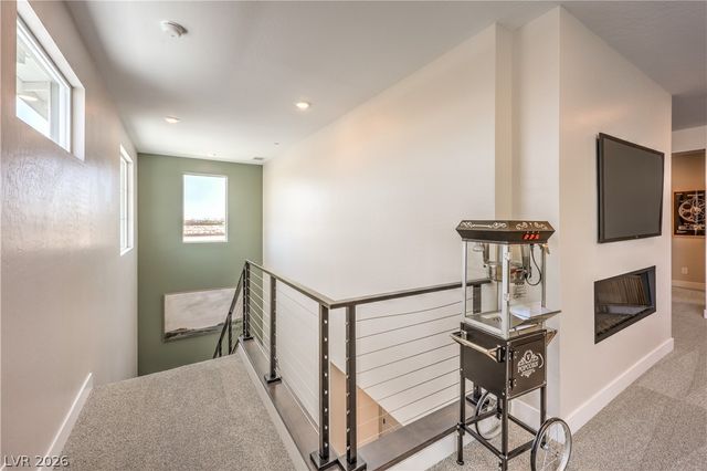 7916 Arial Bay, North Las Vegas, NV 89084
