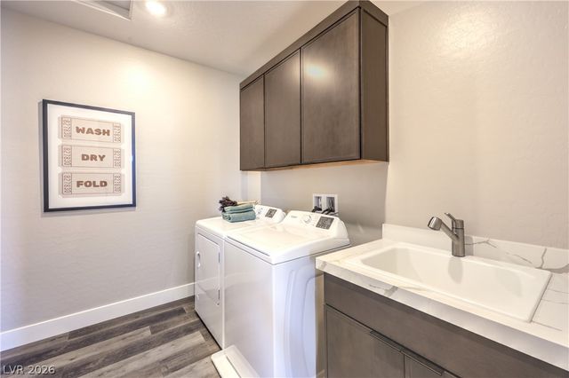7916 Arial Bay, North Las Vegas, NV 89084