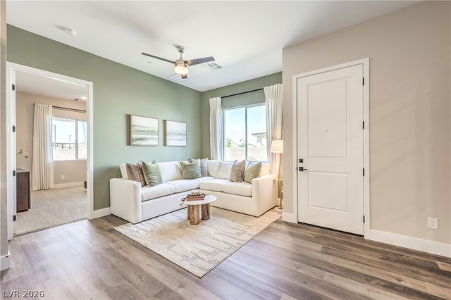 7916 Arial Bay, North Las Vegas, NV 89084